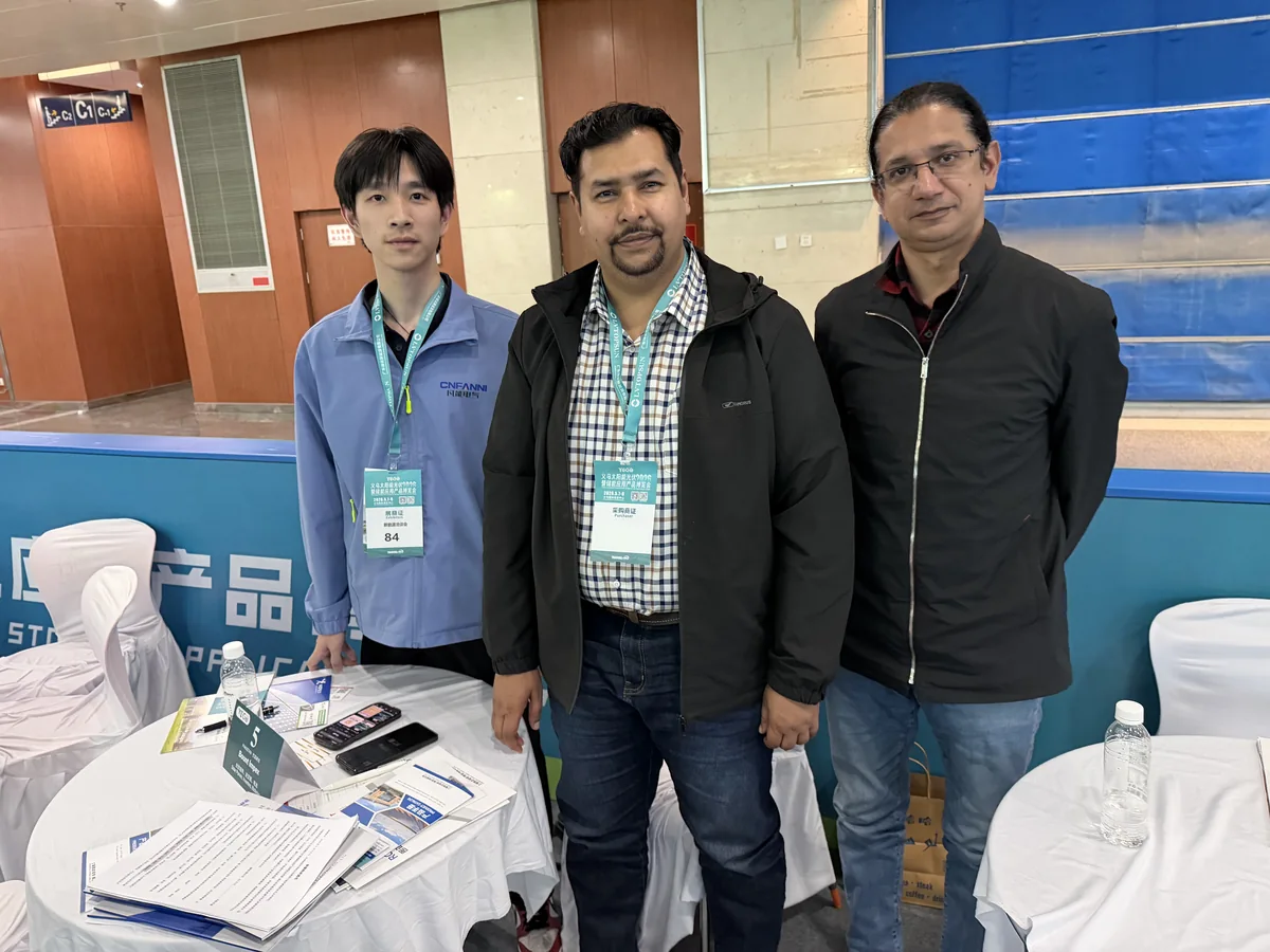 FN Enclosure representative with industry exhibition visitors